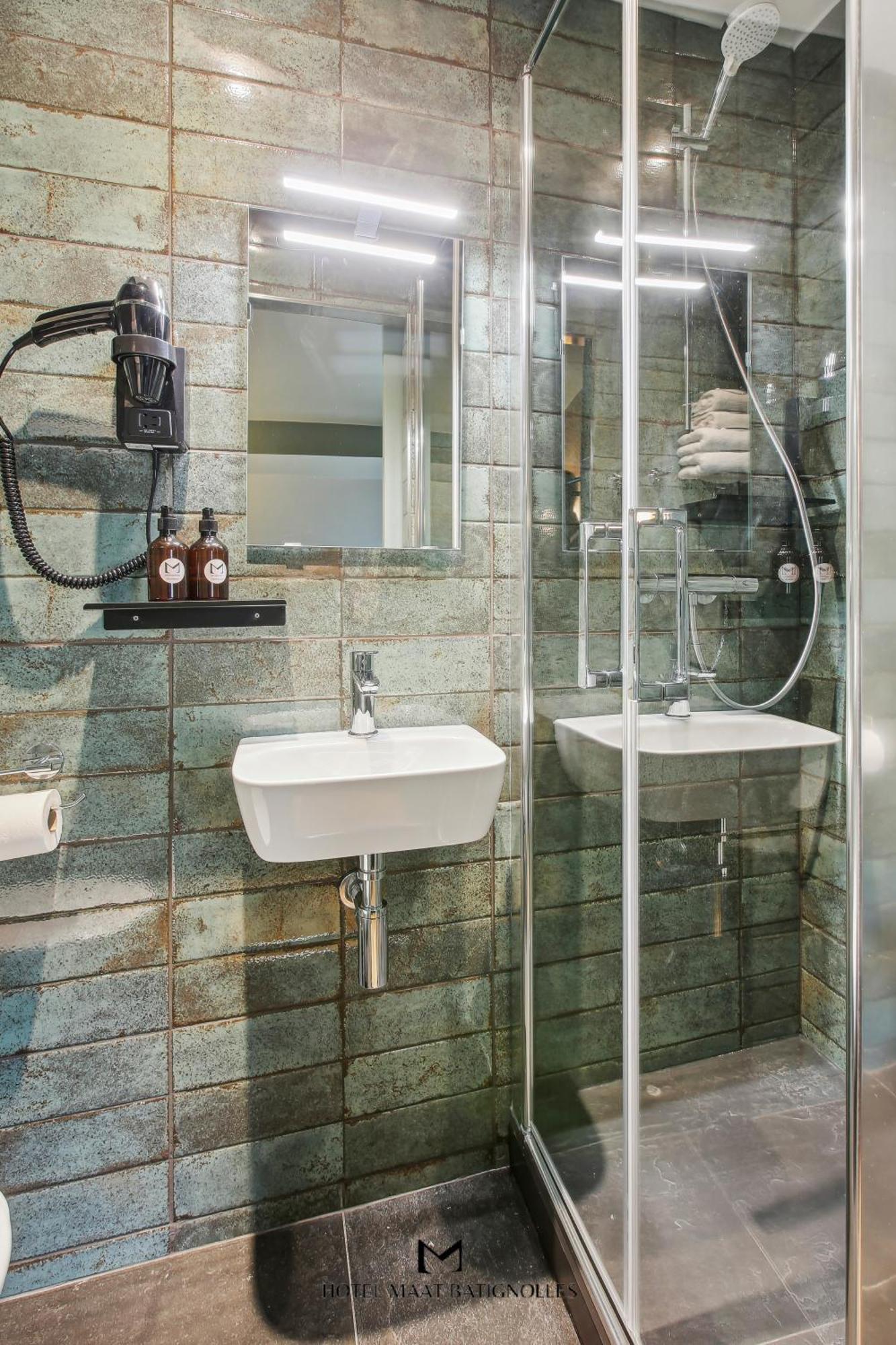 Hotel Maat Batignolles パリ エクステリア 写真