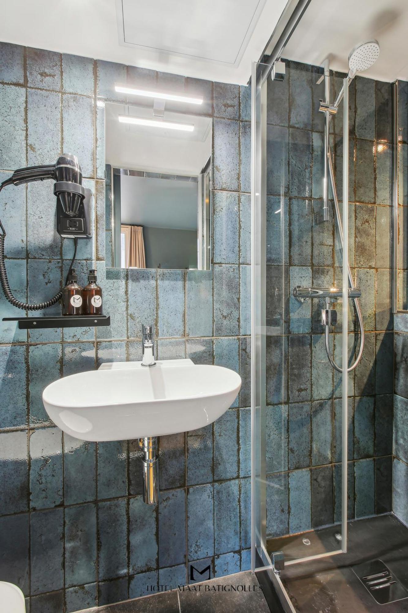 Hotel Maat Batignolles パリ エクステリア 写真