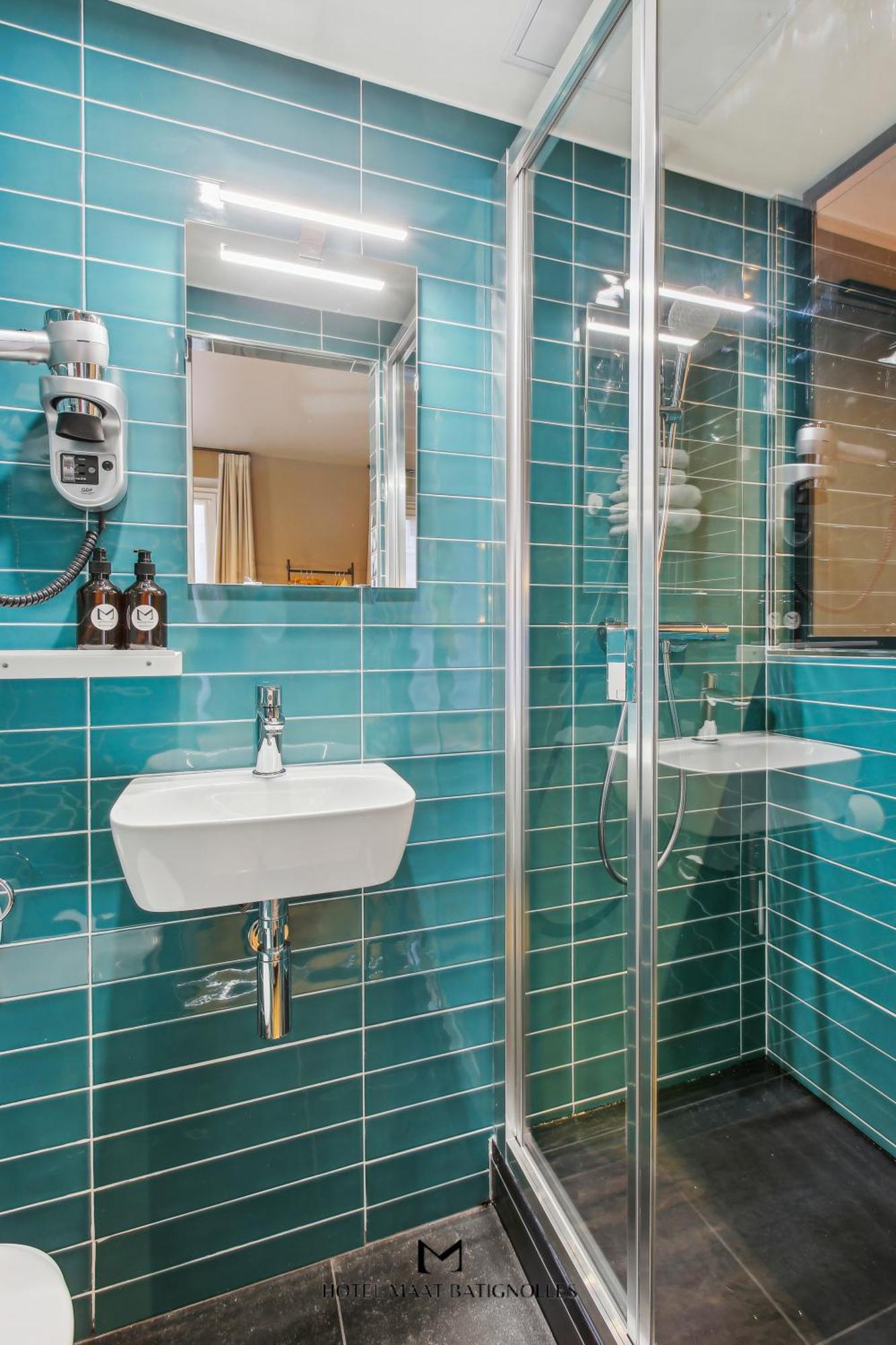 Hotel Maat Batignolles パリ エクステリア 写真